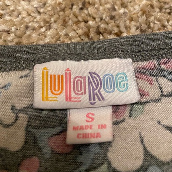 Lularoe Randy Tee - Picture 3 of 3